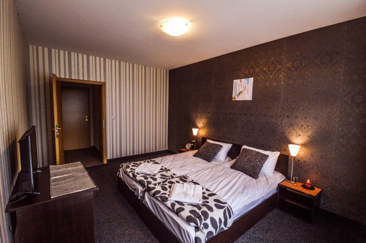 Elite Spetema Hotel Bozhurishte ภายนอก รูปภาพ
